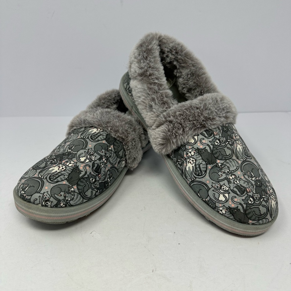 Skechers Bobs Memory Foam Fur Lined Cat Print Cozy Slippers Women's Sz 7